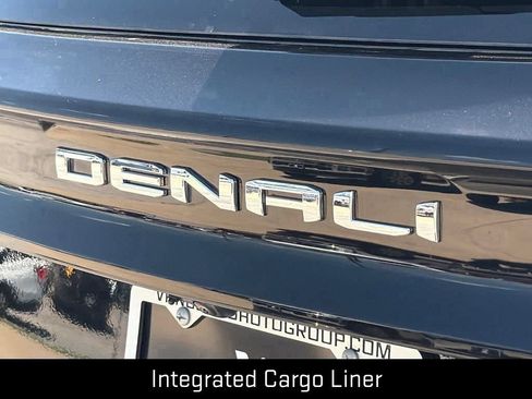 New 2026 GMC Acadia Denali Ultimate w/ LPO, Floor Liner Package AWD/4WD image 5