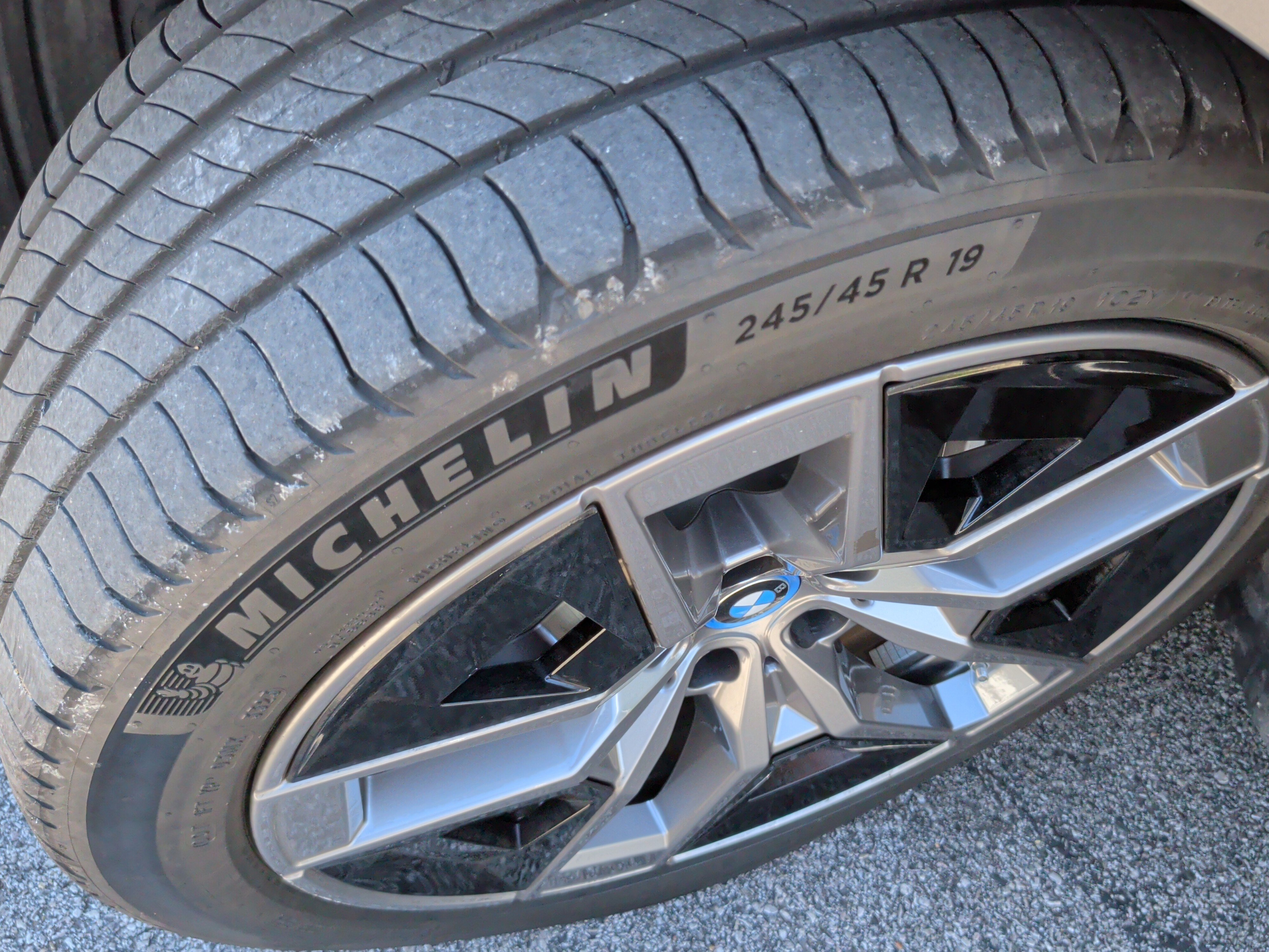 Certified 2024 BMW i5 eDrive40i w/ Premium Package RWD image 15