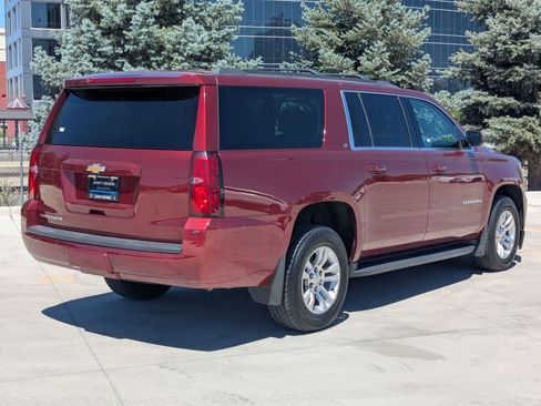 Used 2017 Chevrolet Suburban LT AWD/4WD image 5