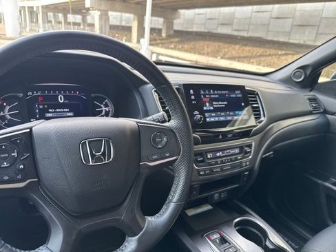 Used 2023 Honda Passport EX-L image 10