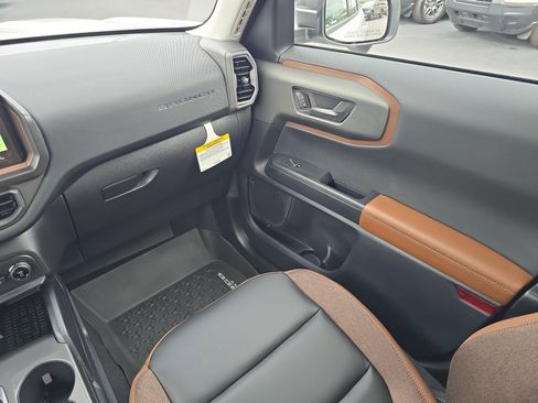 New 2025 Ford Bronco Sport Outer Banks w/ Outer Banks Tech Package+ AWD/4WD image 11