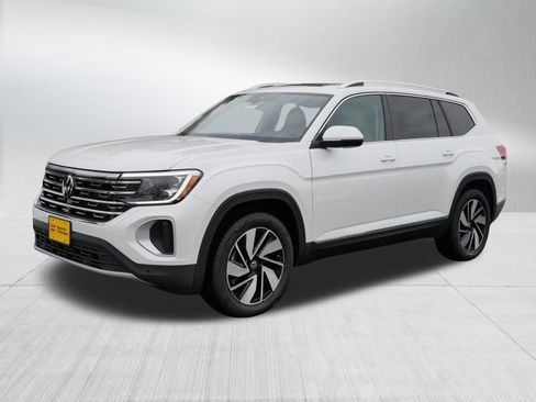 New 2026 Volkswagen Atlas SEL image 2