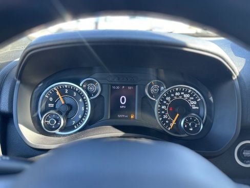 Used 2021 RAM 2500 Big Horn image 14