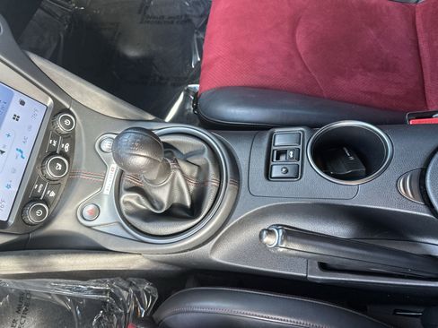 Used 2019 Nissan 370Z NISMO RWD image 21