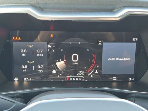 Used 2024 GMC Canyon Elevation w/ Convenience Package image 12