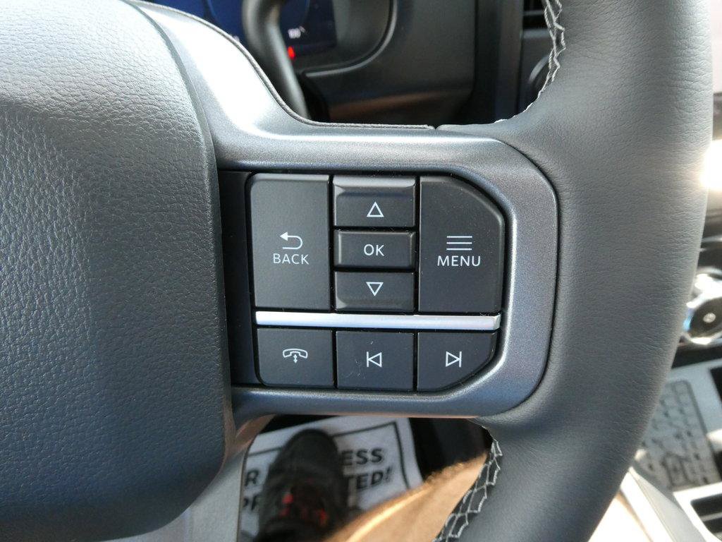 New 2027 Ford F250 Lariat w/ Black Appearance Package AWD/4WD image 23