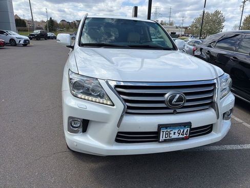 Used 2014 Lexus LX 570 4WD image 8