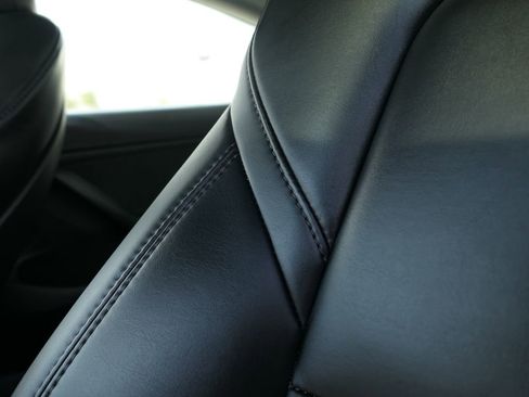 Used 2022 Tesla Model 3 Long Range image 10