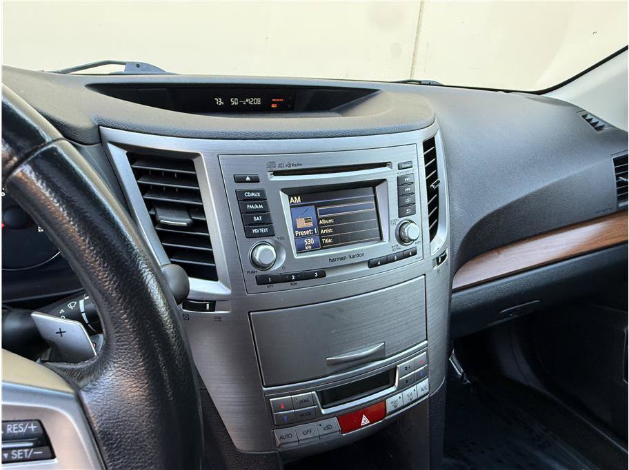 Used 2014 Subaru Outback 2.5i Limited w/ Moonroof Package AWD/4WD image 15