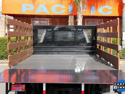 Used 2018 Ford F550 4x4 Crew Cab Super Duty image 9