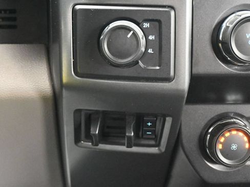 Used 2022 Ford F350 XLT AWD/4WD image 19