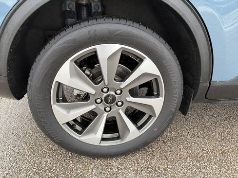 Used 2023 Ford Escape Platinum image 11