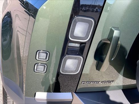 New 2026 Land Rover Defender 110 S AWD/4WD image 14