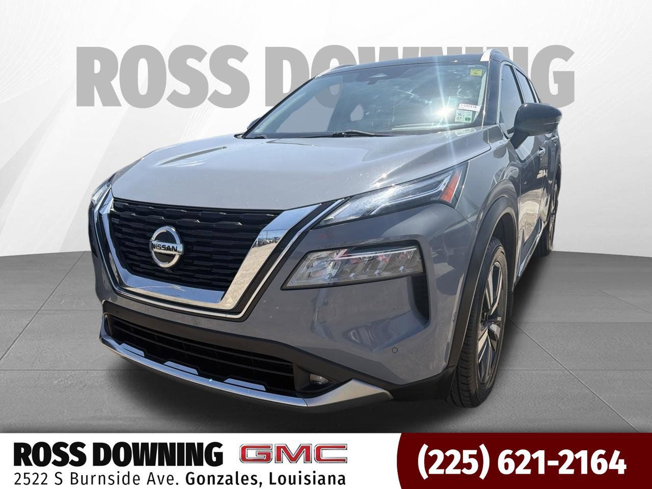 Used 2021 Nissan Rogue Platinum FWD image 1