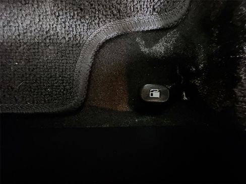 Used 2023 Kia Seltos LX image 30