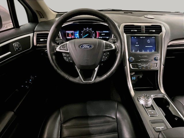 Used 2019 Ford Fusion SEL FWD image 6
