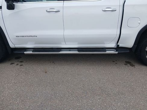 Used 2024 GMC Sierra 1500 SLT w/ SLT Premium Plus Package AWD/4WD image 16