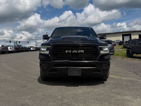 Used 2022 RAM 1500 Laramie AWD/4WD image 2