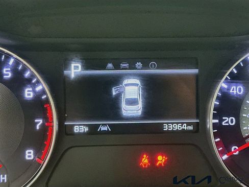 Certified 2023 Kia Forte LXS w/ LXS Technology Package FWD image 12