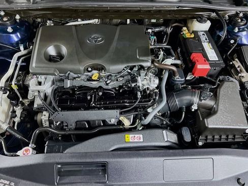Used 2021 Toyota Camry SE FWD image 29