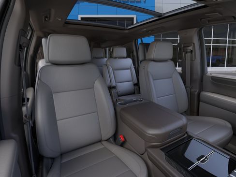 New 2026 GMC Yukon XL Elevation w/ Elevation Premium Package RWD image 17