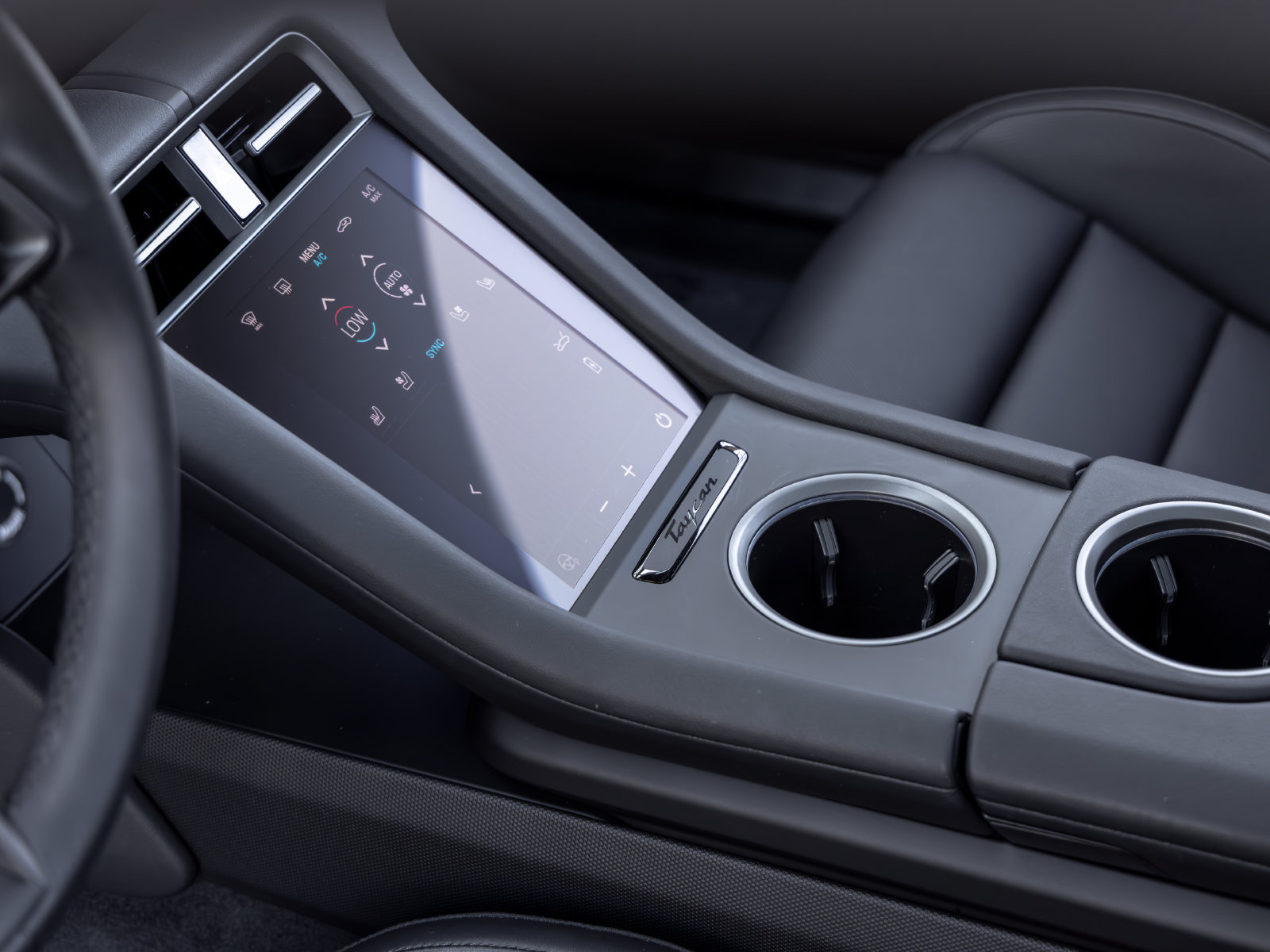 Certified 2026 Porsche Taycan AWD/4WD image 36