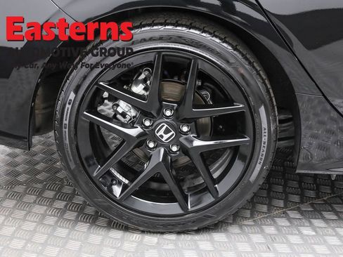 Used 2025 Honda Civic Sport image 29