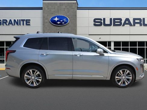 Used 2024 Cadillac XT6 Premium Luxury w/ Technology Package AWD/4WD image 15