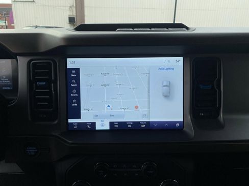 Used 2023 Ford Bronco Outer Banks image 6