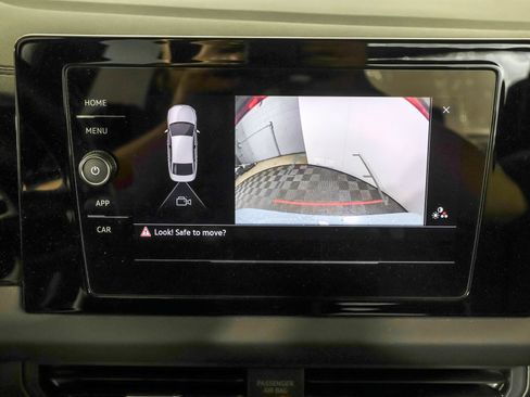 Used 2025 Volkswagen Jetta Sport FWD image 8