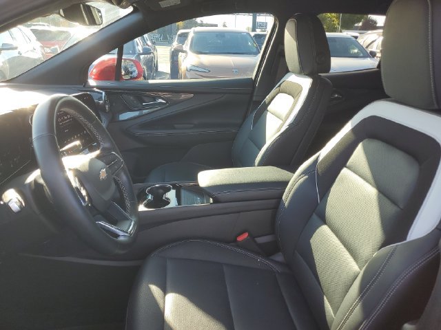 Certified 2024 Chevrolet Blazer EV LT AWD/4WD image 17