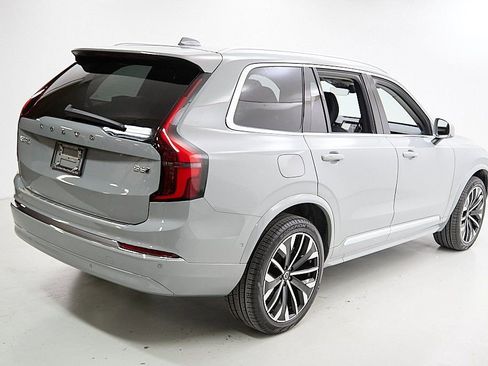 New 2026 Volvo XC90 B6 Plus w/ Protection Package Premier image 9