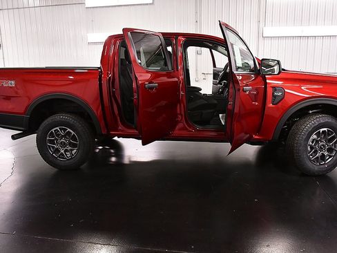 New 2025 Ford Ranger XLT w/ FX4 Off-Road Package image 31