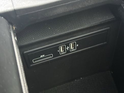 Used 2017 Mercedes-Benz GLC 300 GLC 300 image 29