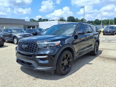 Certified 2024 Ford Explorer ST-Line w/ Class IV Trailer Tow Package