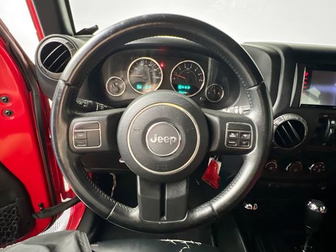 Used 2017 Jeep Wrangler Unlimited Sport w/ Quick Order Package 24S AWD/4WD image 17