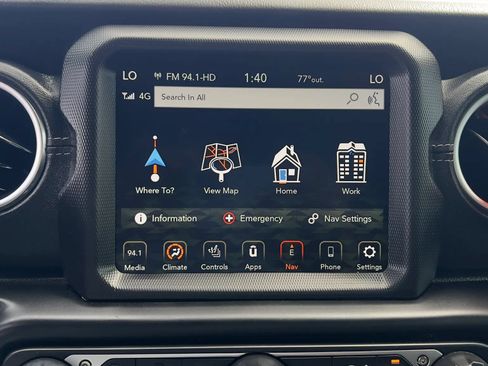 Used 2022 Jeep Wrangler Unlimited Sahara w/ Cold Weather Group AWD/4WD image 39