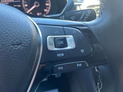 Used 2019 Volkswagen Tiguan SEL R-Line AWD/4WD image 15