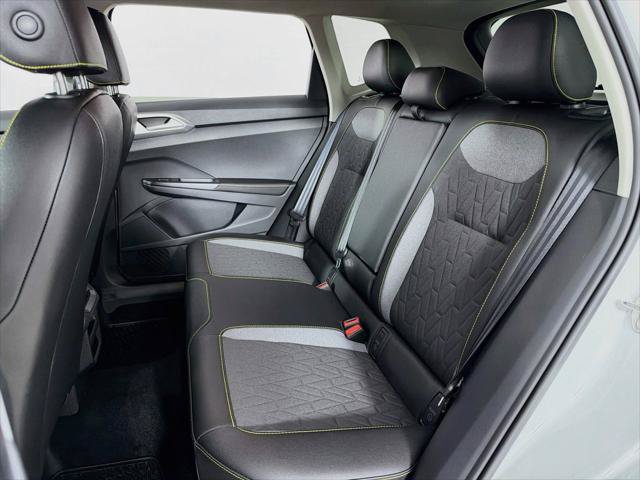 New 2027 Volkswagen Taos Sport AWD/4WD image 23