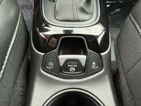 Used 2018 Jeep Compass Altitude w/ Popular Equipment Group image 35