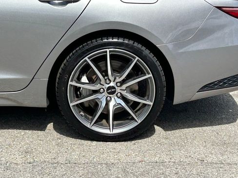 Used 2024 Genesis G70 2.5T image 9