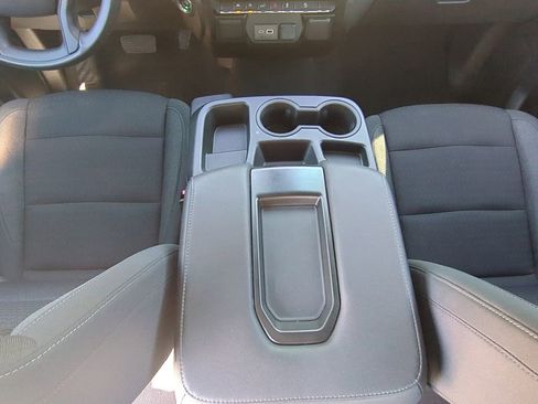 Used 2024 Chevrolet Silverado 1500 Custom Trail Boss image 27