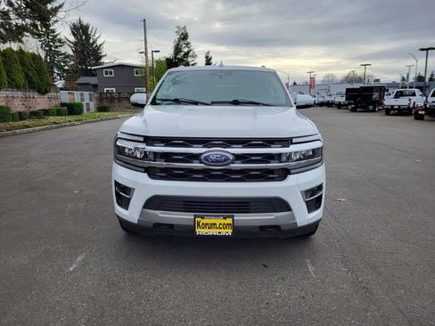 Used 2022 Ford Expedition Max Limited image 10