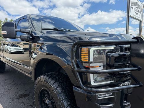Used 2021 Ford F350 Lariat AWD/4WD image 15