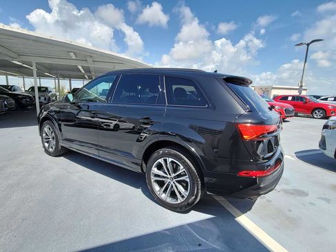 Certified 2026 Audi Q7 3.0T Premium w/ Convenience Plus Package AWD/4WD image 4