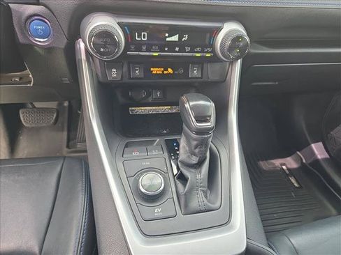Used 2021 Toyota RAV4 XSE AWD/4WD image 13