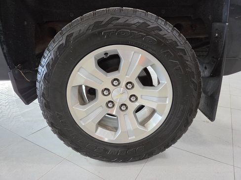 Used 2017 Chevrolet Silverado 1500 LT w/ All Star Edition image 13