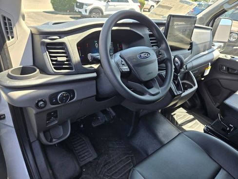 New 2026 Ford Transit 250 148 Medium Roof w/ Load Area Protection Package image 40