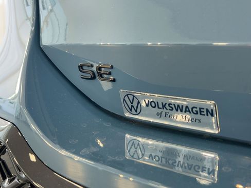 New 2026 Volkswagen Tiguan SE R-Line FWD image 35