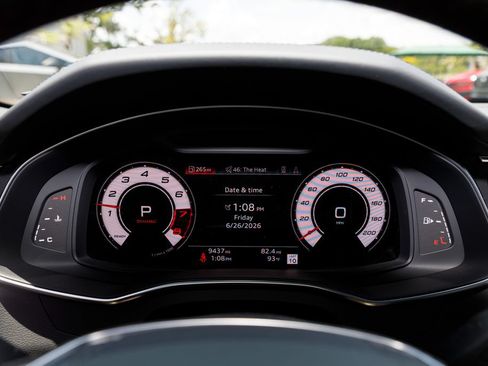 Used 2025 Audi RS 6 performance AWD/4WD image 40